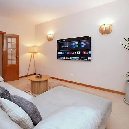 Casa Santos * אלבופיירה